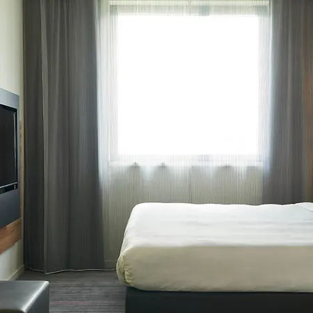 Moxy Munich Airport-2